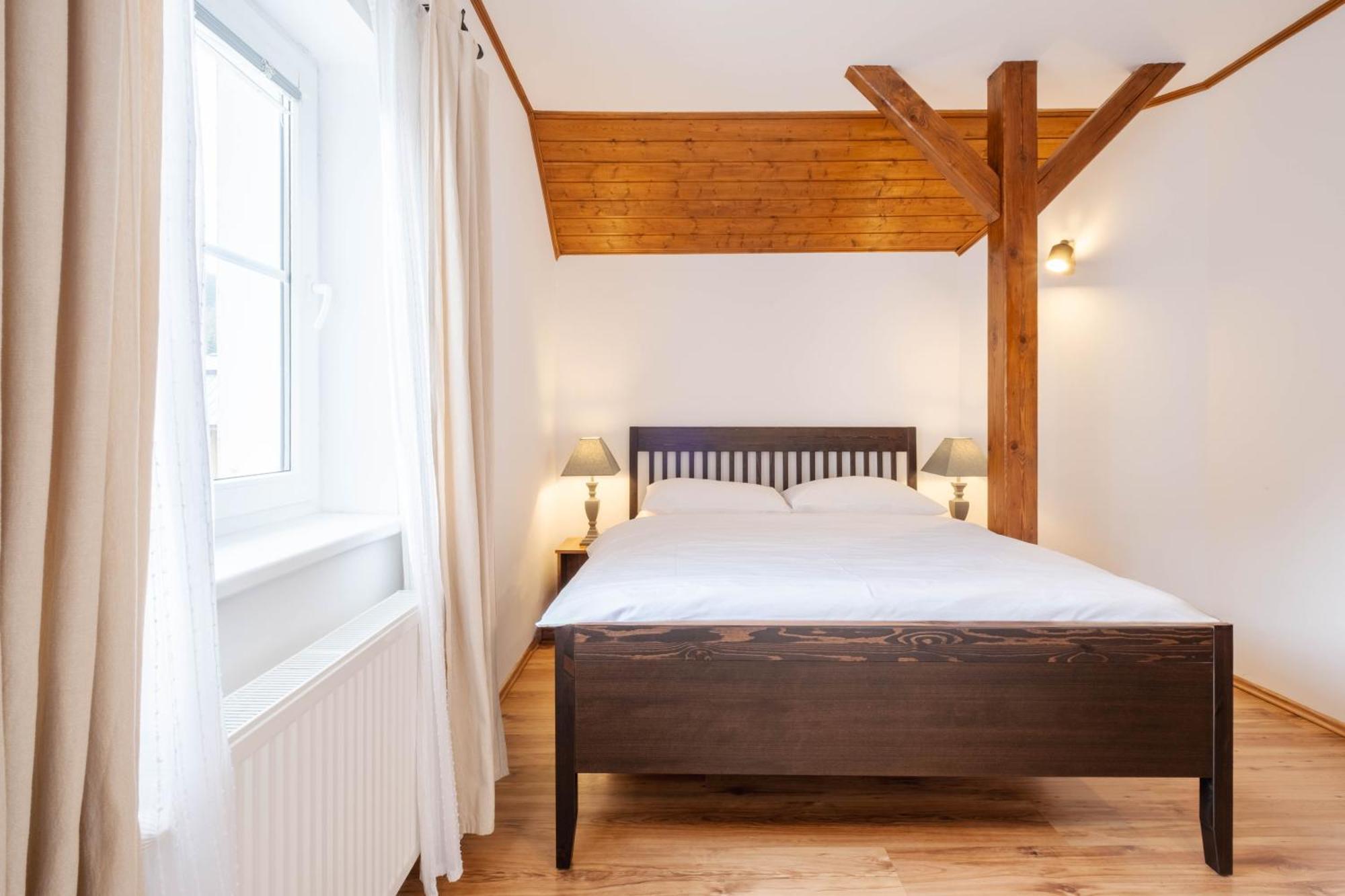 Hotel Hvezda Pec pod Snezkou Ngoại thất bức ảnh